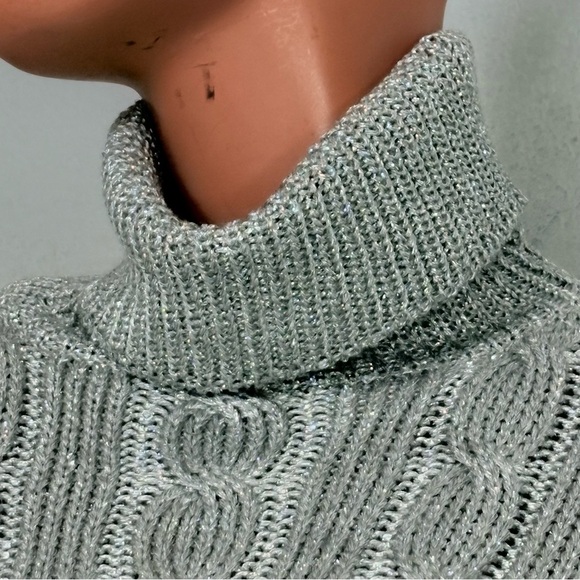 90s Liz Claiborne Women’s M Metallic Cable Knit Turtleneck Sweater Silver Gray - Picture 10 of 16